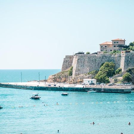 Miramar Hotel Ulcinj Bagian luar foto