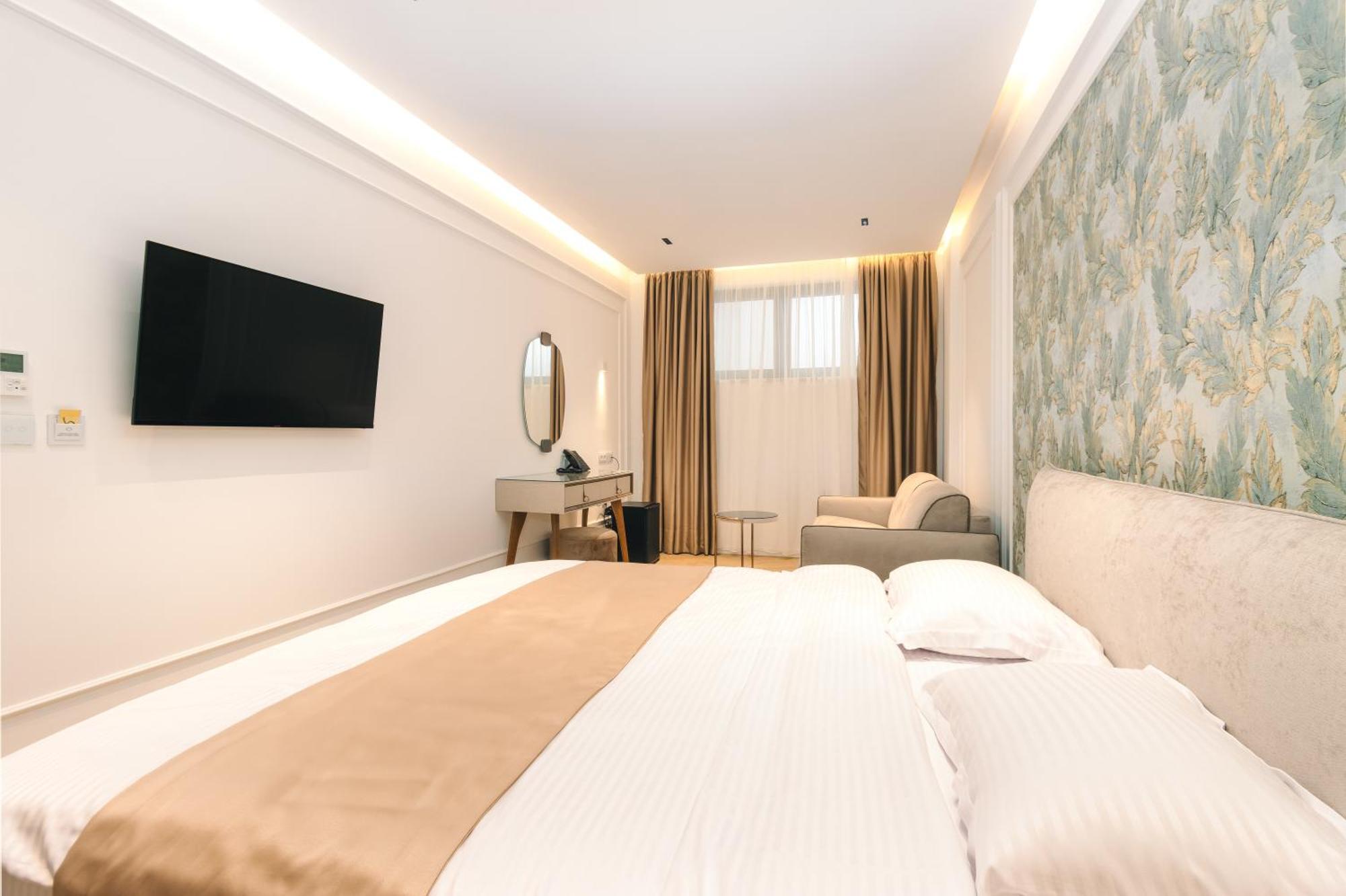 Miramar Hotel Ulcinj Bagian luar foto