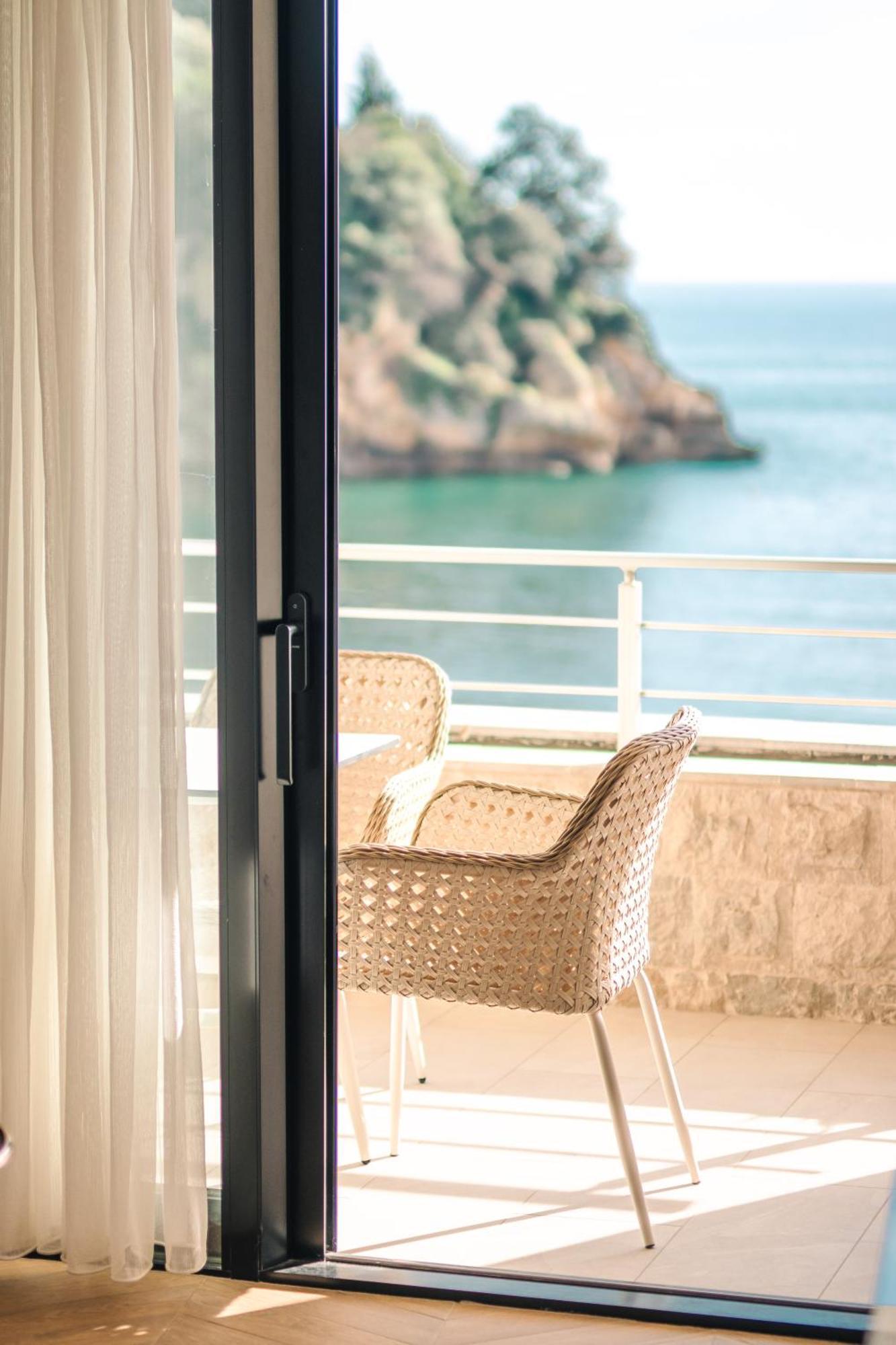 Miramar Hotel Ulcinj Bagian luar foto