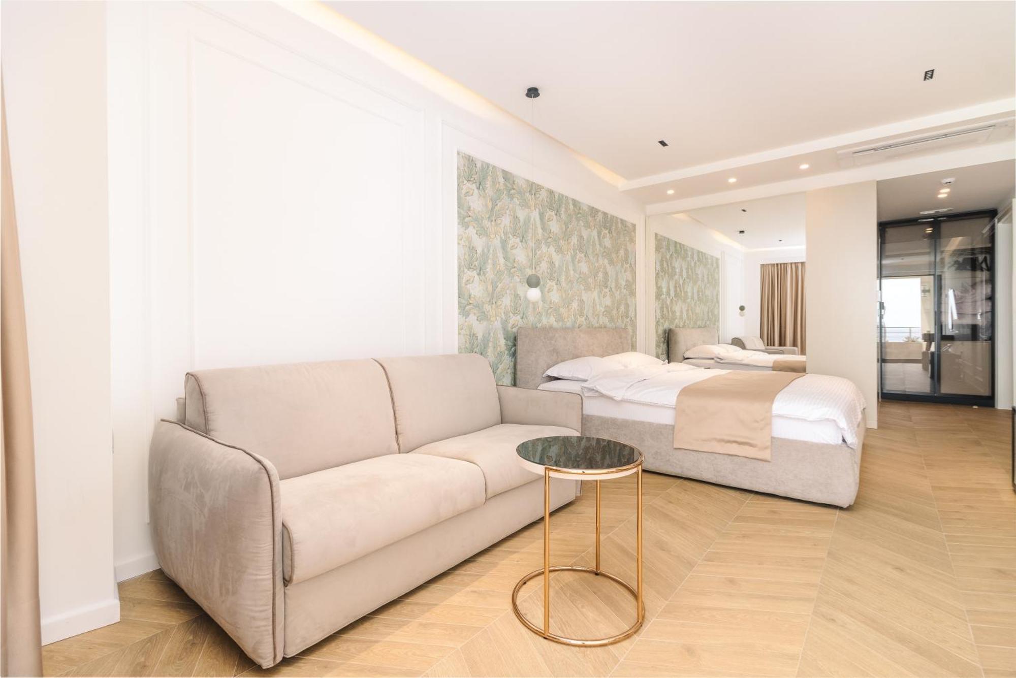 Miramar Hotel Ulcinj Bagian luar foto