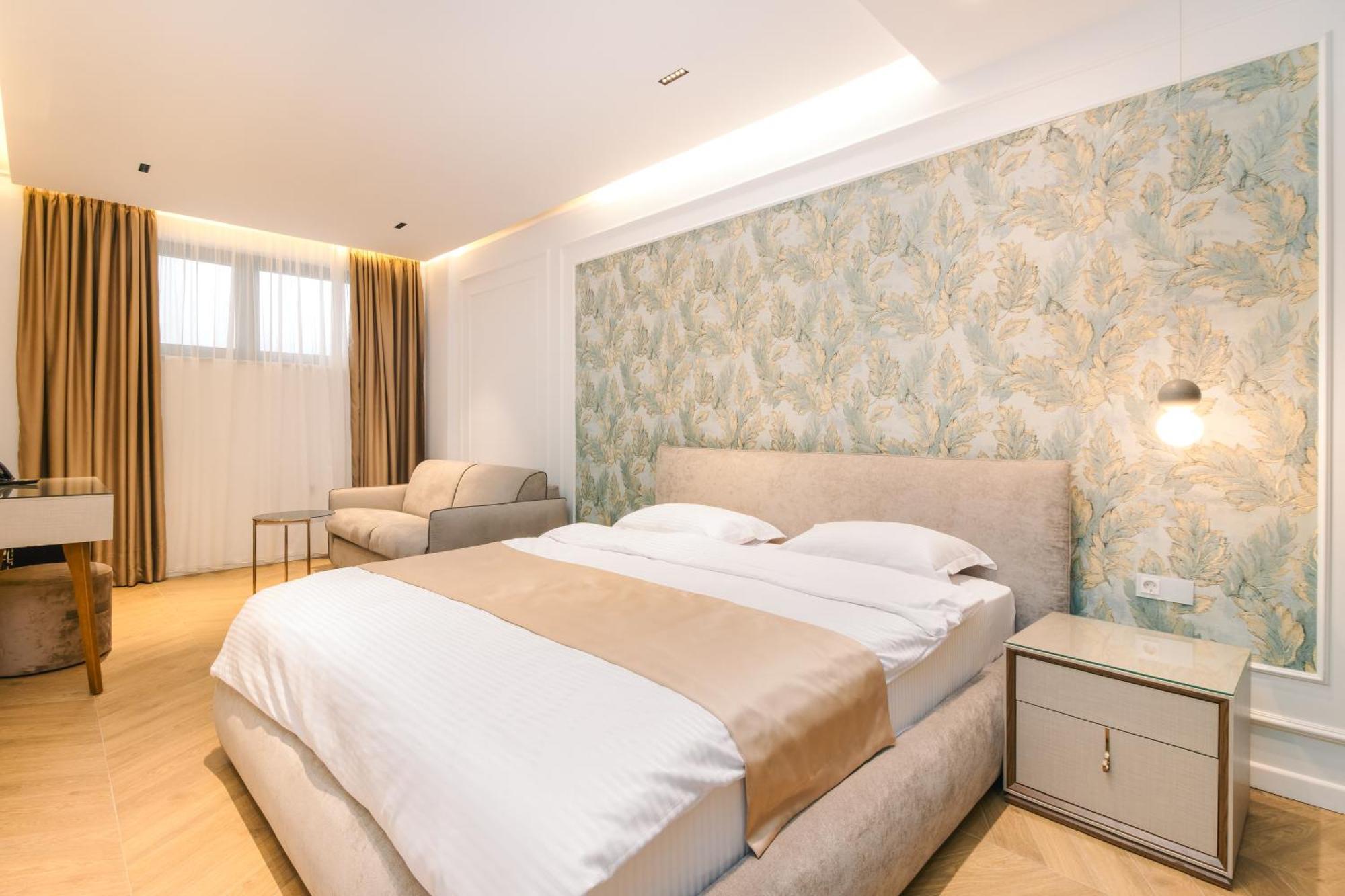 Miramar Hotel Ulcinj Bagian luar foto