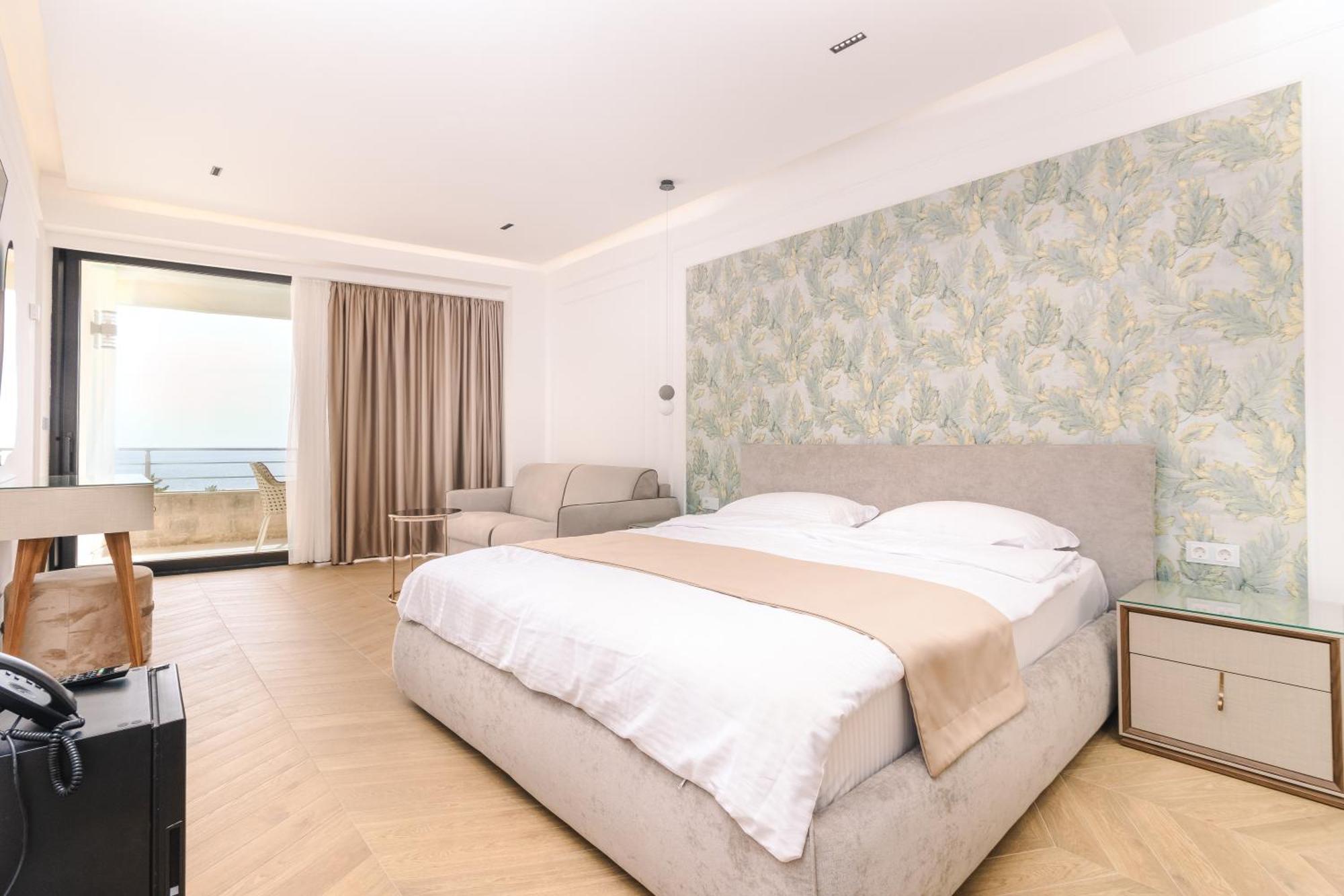 Miramar Hotel Ulcinj Bagian luar foto
