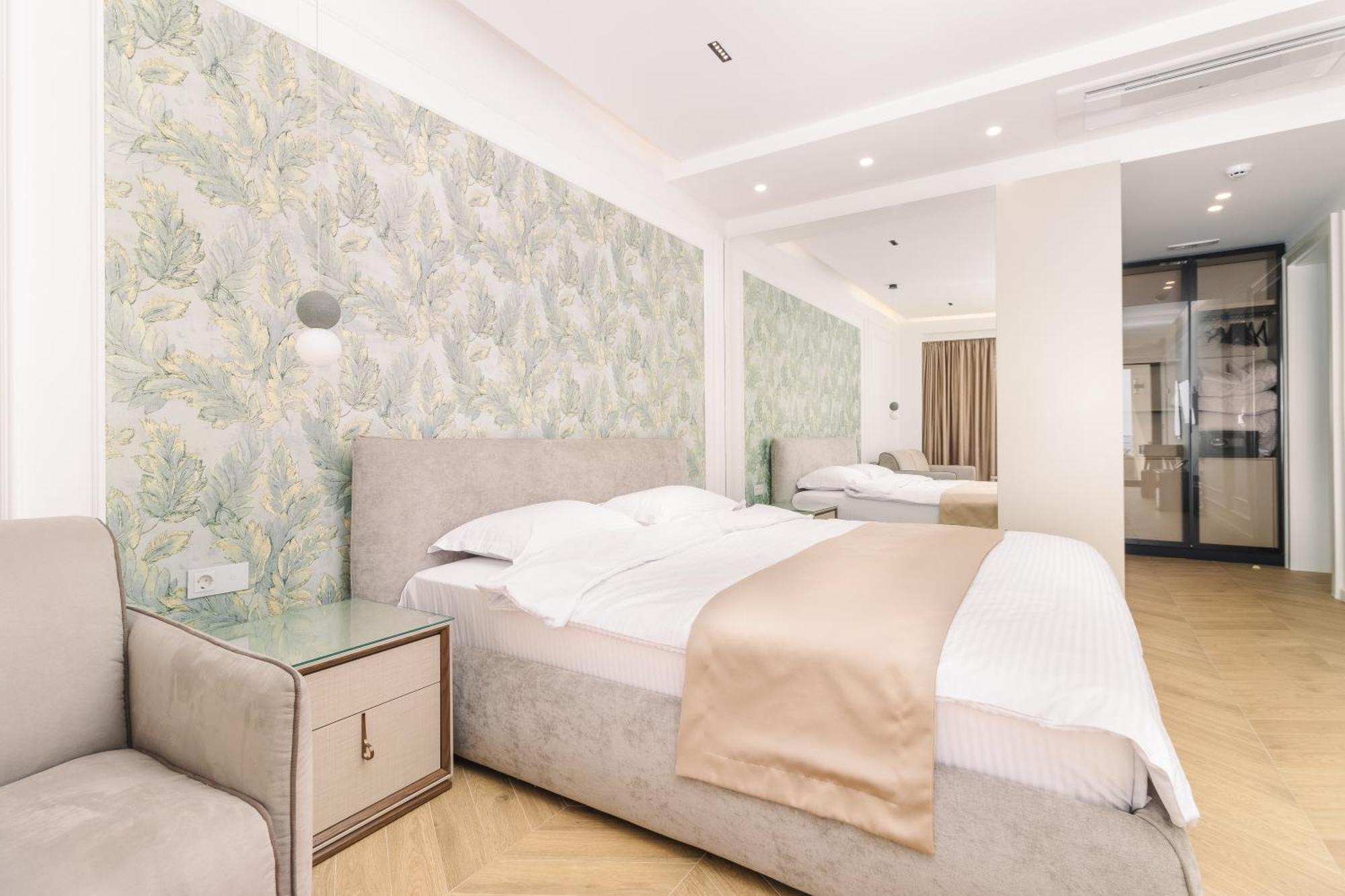 Miramar Hotel Ulcinj Bagian luar foto